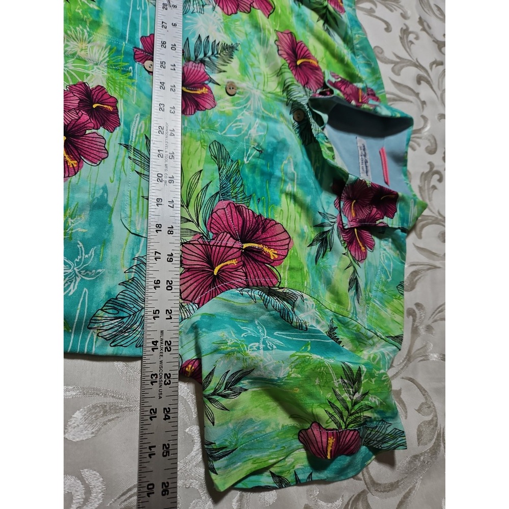Tommy Bahama Veracruz Cay Hawaiian Shirt Hibiscus Floral Lime/Wine Resortwear M - Picture 5 of 12